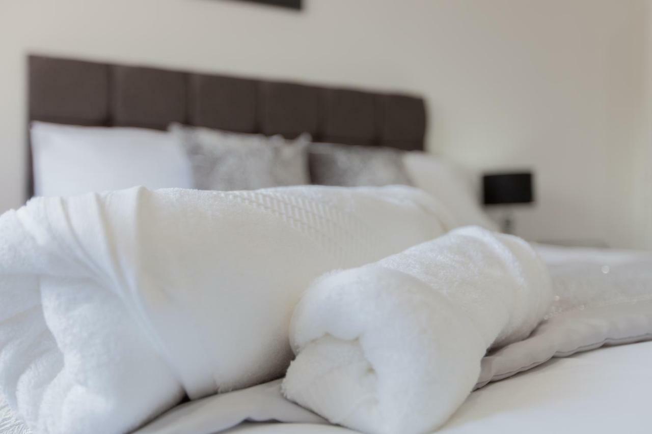 Leys Park Executive Apartments Дънфърмлин Екстериор снимка